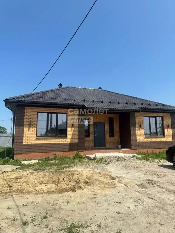 Дом в Курская область, Курский район, Нижнемедведицкий сельсовет, д. ... - Фото 1