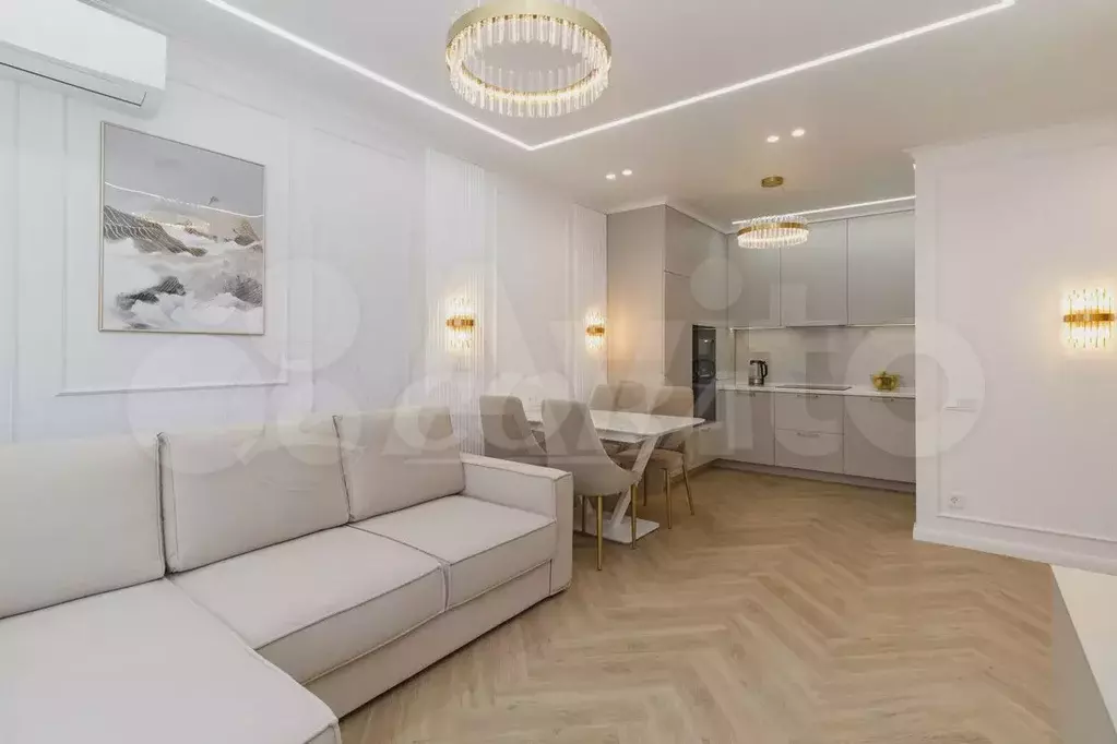 3-к. квартира, 80 м, 4/17 эт. - Фото 1