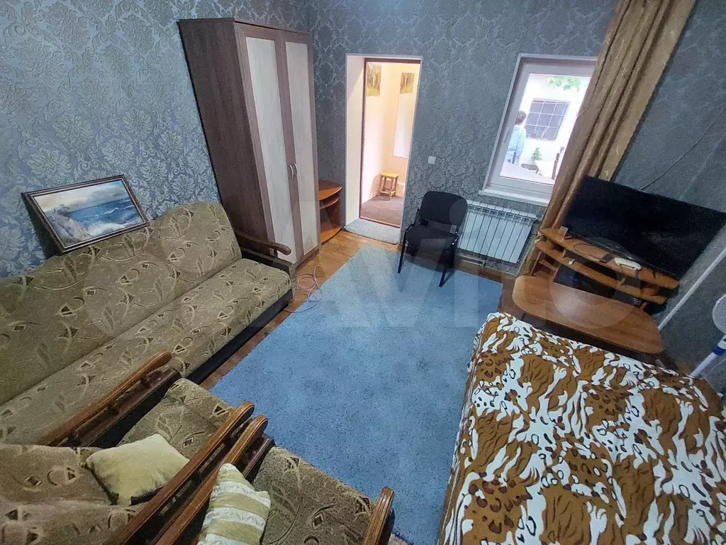 Комната 15 м в 1-к., 1/1 эт. - Фото 0