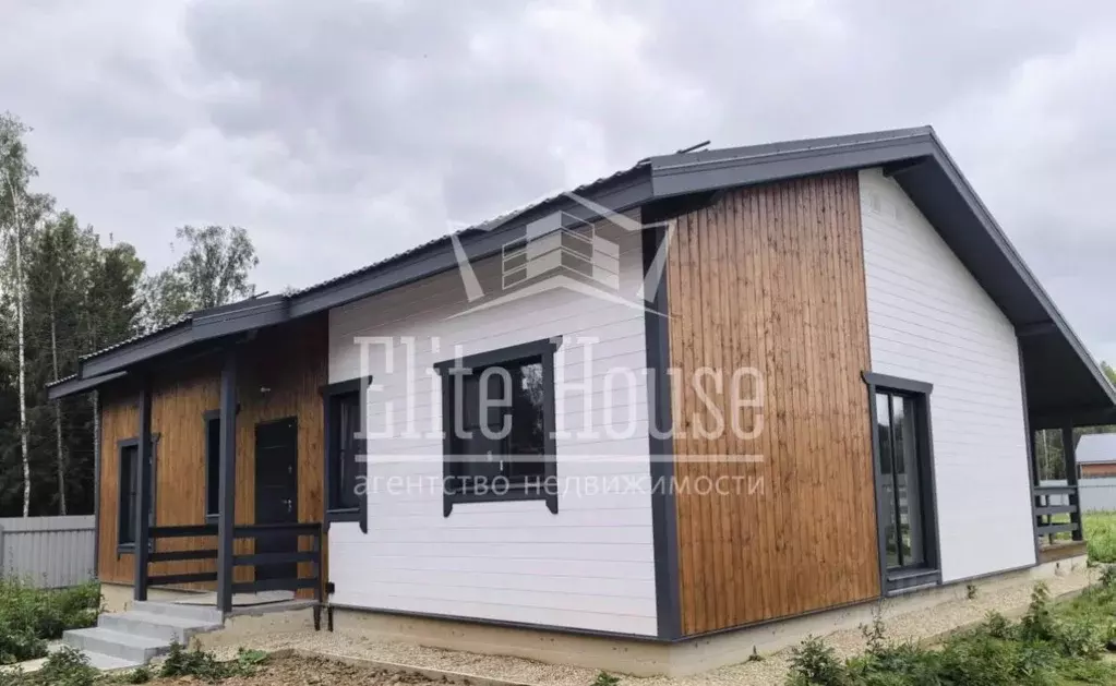 Дом в Калужская область, Боровский муниципальный округ, Совьяки с/пос, ... - Фото 1