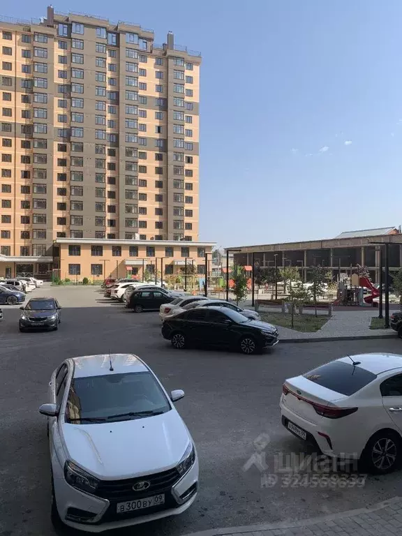 2-к кв. Карачаево-Черкесия, Черкесск Кавказская ул., 92В/2 (76.6 м) - Фото 2