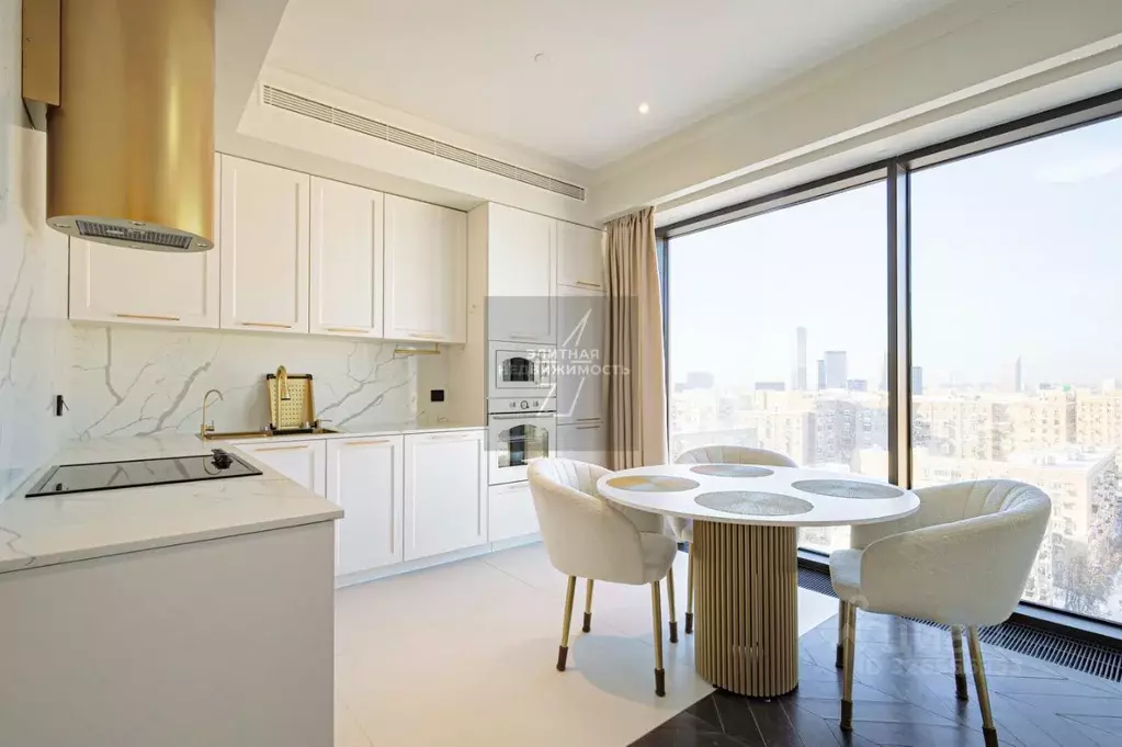 3-к кв. Москва Поклонная ул., 9 (87.0 м) - Фото 1