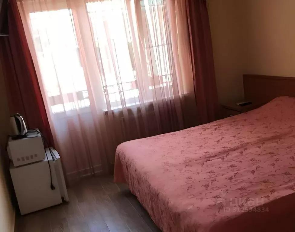 Комната Краснодарский край, Сочи Адлер жилрайон, ул. Карла Маркса, 17А ... - Фото 0