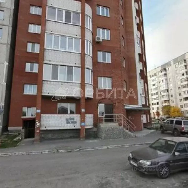 5-к кв. Тюменская область, Тюмень Паровозная ул., 13 (180.0 м) - Фото 2