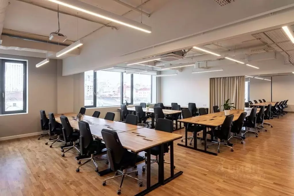 Офис в Свердловская область, Екатеринбург ул. Декабристов, 69 (164 м) - Фото 1