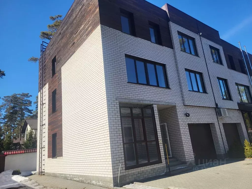 Таунхаус в Алтайский край, Барнаул Горнолыжная ул., 31 (245 м) - Фото 2