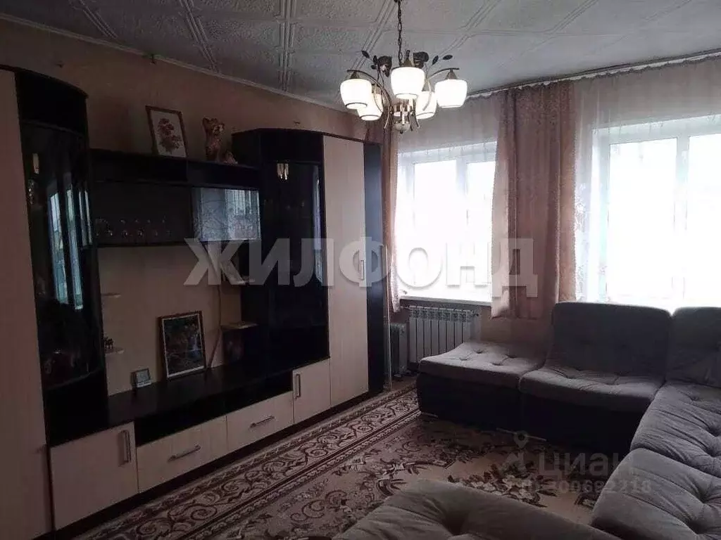 Дом в Хакасия, Усть-Абаканский район, пос. Тепличный Октябрьская ул. ... - Фото 1