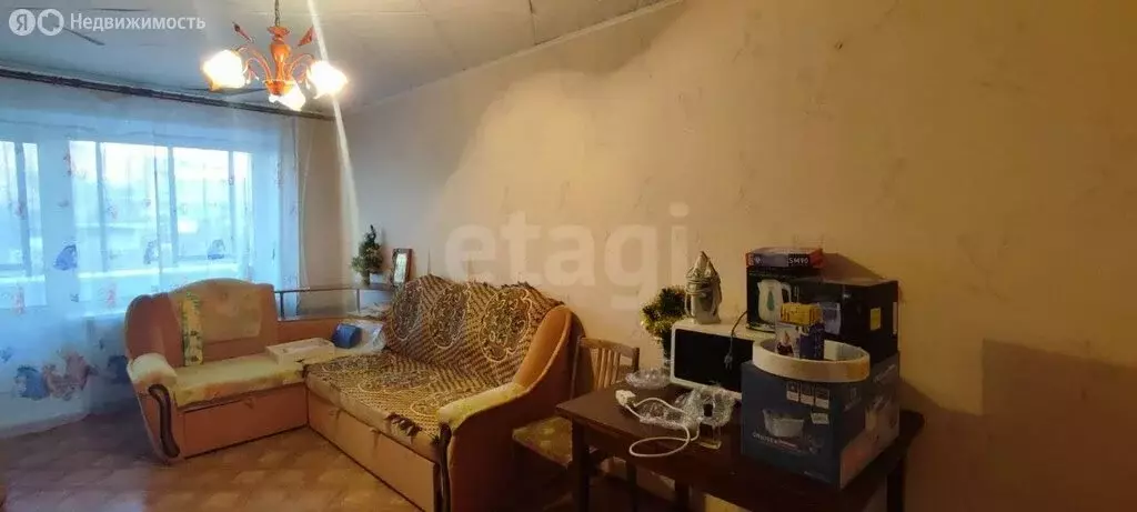 3-комнатная квартира: Сатка, Бакальская улица, 2 (58.2 м) - Фото 1