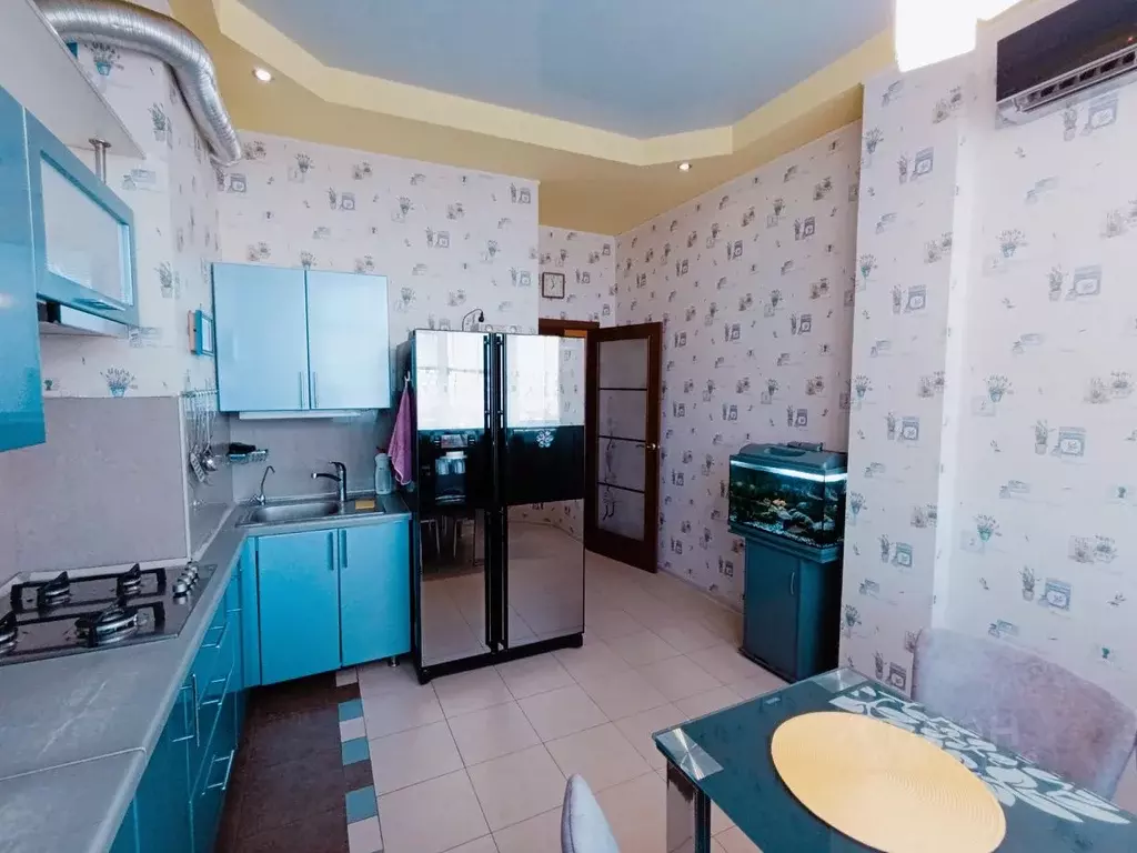 2-к кв. Севастополь просп. Победы, 2А (72.0 м) - Фото 1