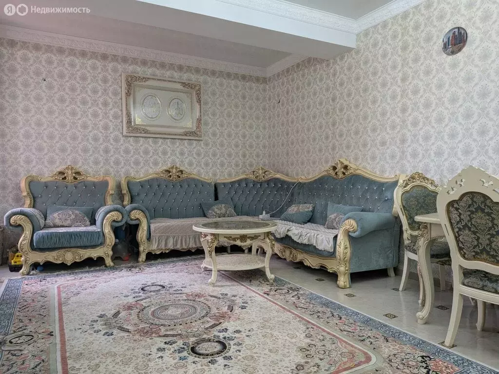 3-комнатная квартира: Дербент, улица Сальмана, 89/2 (83 м) - Фото 1