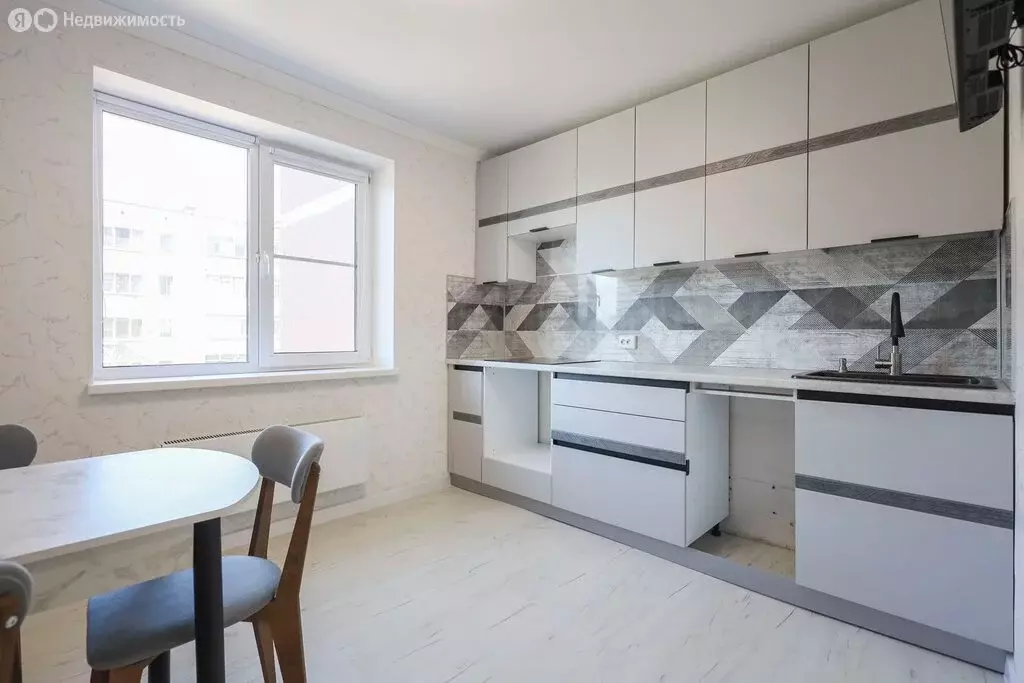 2-комнатная квартира: деревня Гребнево, Лучистая улица, 7 (61.4 м) - Фото 1