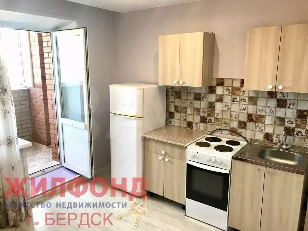 1-к. квартира, 38 м, 4/9 эт. - Фото 1
