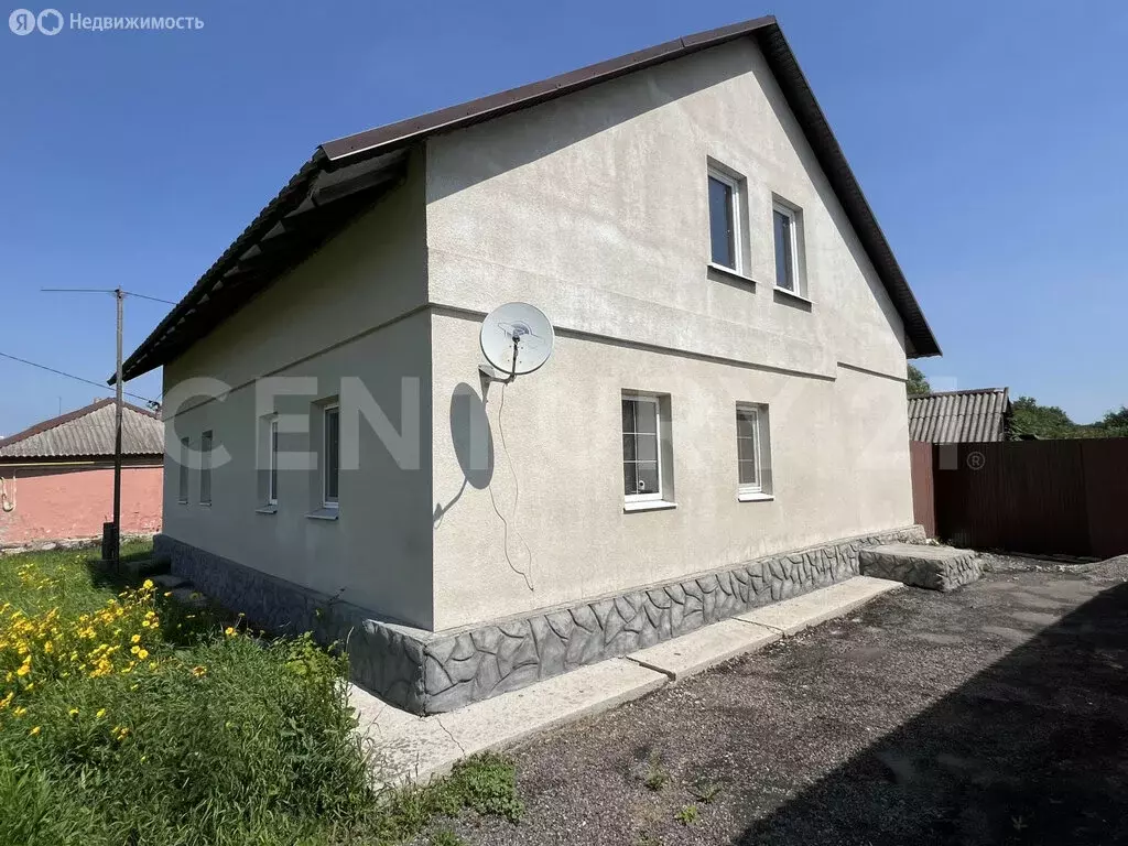 Дом в село Хлевное, улица Степана Разина, 18 (150 м) - Фото 1