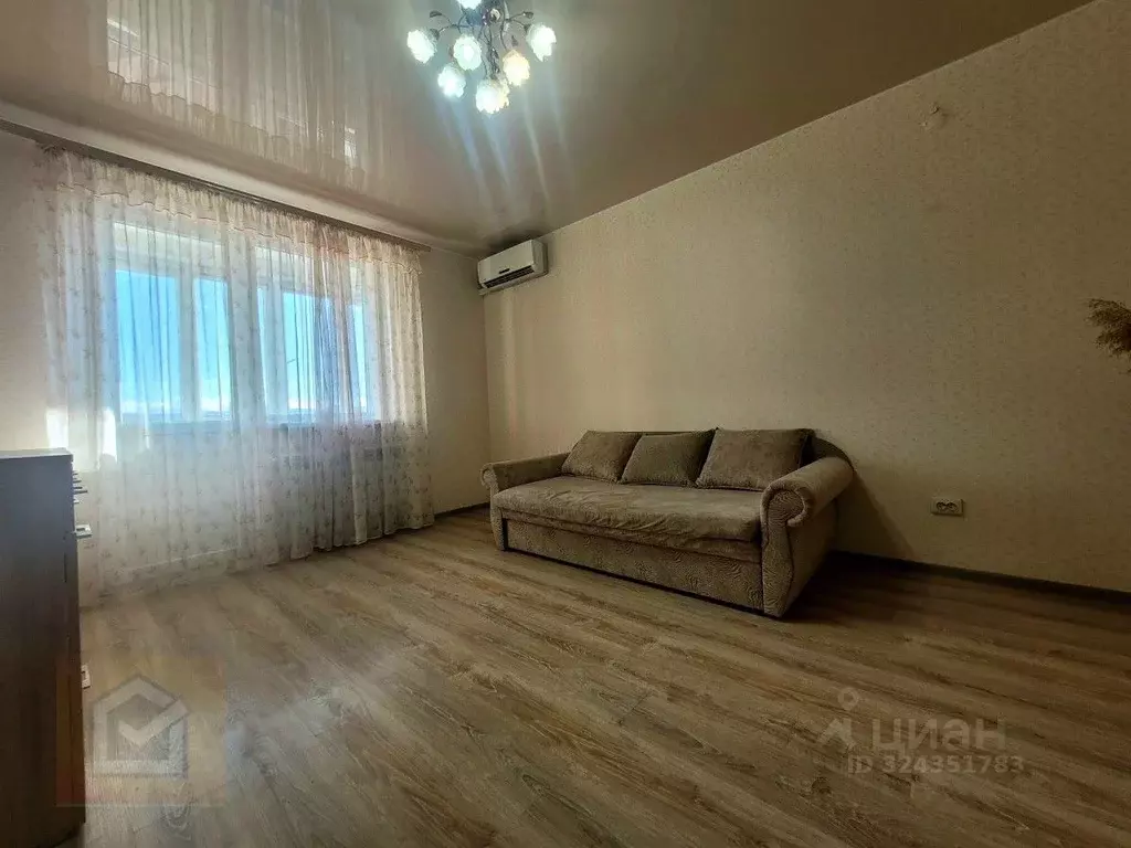 1-к кв. Крым, Симферополь ул. Батурина, 13В (41.0 м) - Фото 1