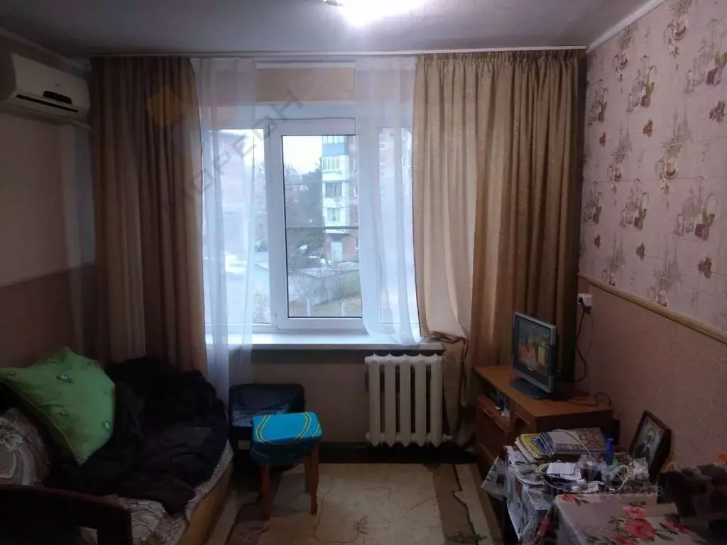 Комната Адыгея, Тахтамукайский район, Энем пгт ул. Седина, 57 (11.0 м) - Фото 0