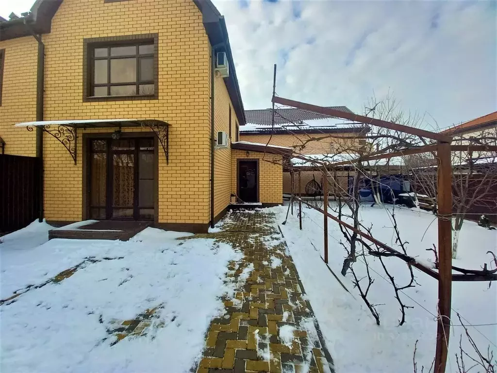 Дом в Краснодарский край, Ейск ул. Ленина (75 м) - Фото 1