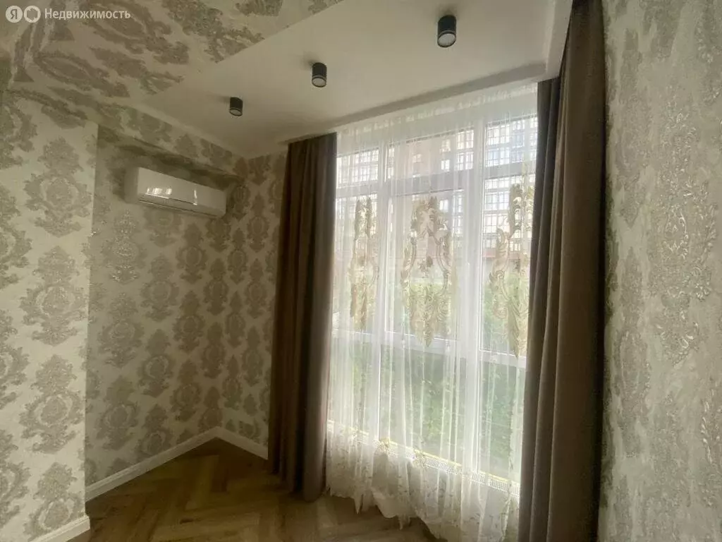 2-комнатная квартира: Кисловодск, улица Декабристов, 36/1 (68 м) - Фото 0