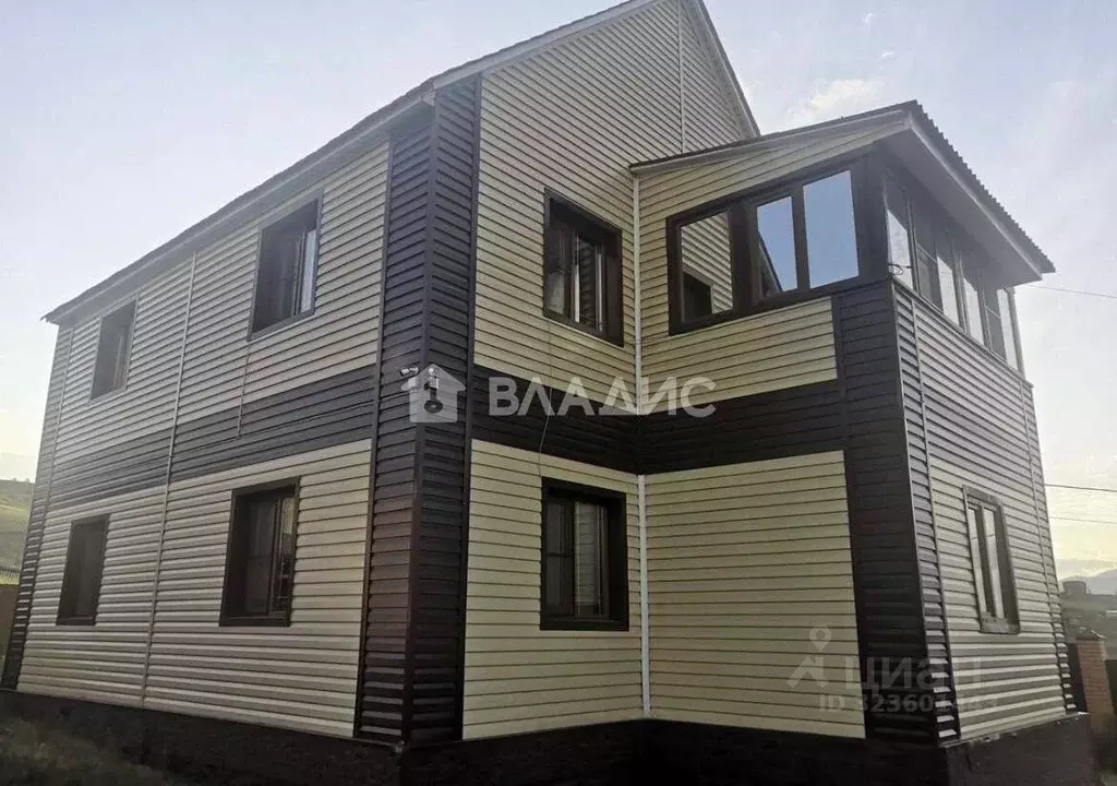 Дом в Бурятия, Иволгинский район, Сотниковское с/пос, с. Сотниково ул. ... - Фото 2