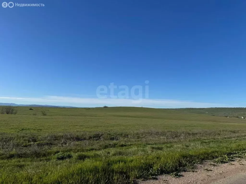 Участок в Республика Крым, Красногвардейское сельское поселение, ... - Фото 2