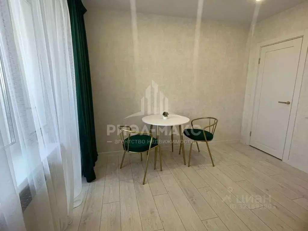 1-к кв. Брянская область, Брянск ул. А.К. Толстого, 3А (38.0 м) - Фото 2