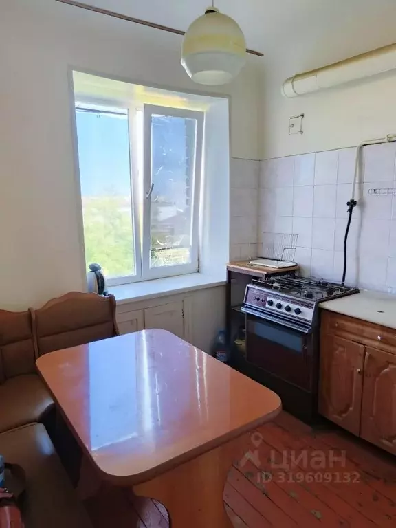 3-к кв. Оренбургская область, Оренбург ул. Терешковой, 4А (50.0 м) - Фото 0