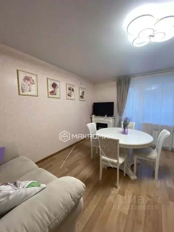 1-к кв. Челябинская область, Челябинск ул. Гагарина, 60 (55.0 м) - Фото 2