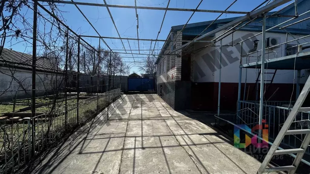 Дом в Калмыкия, Элиста ул. Изотова (81 м) - Фото 1