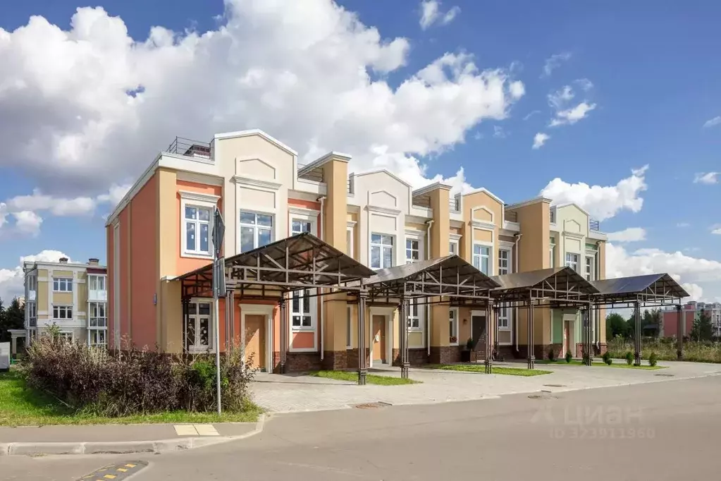 Таунхаус в Москва д. Ивановское, ул. Ивана Калиты, 23 (100 м) - Фото 1