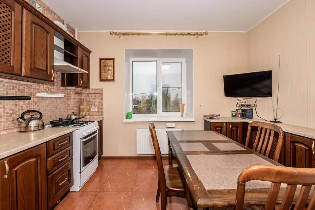 3-к кв. Вологодская область, Череповец ул. Южная, 20 (120.8 м) - Фото 1