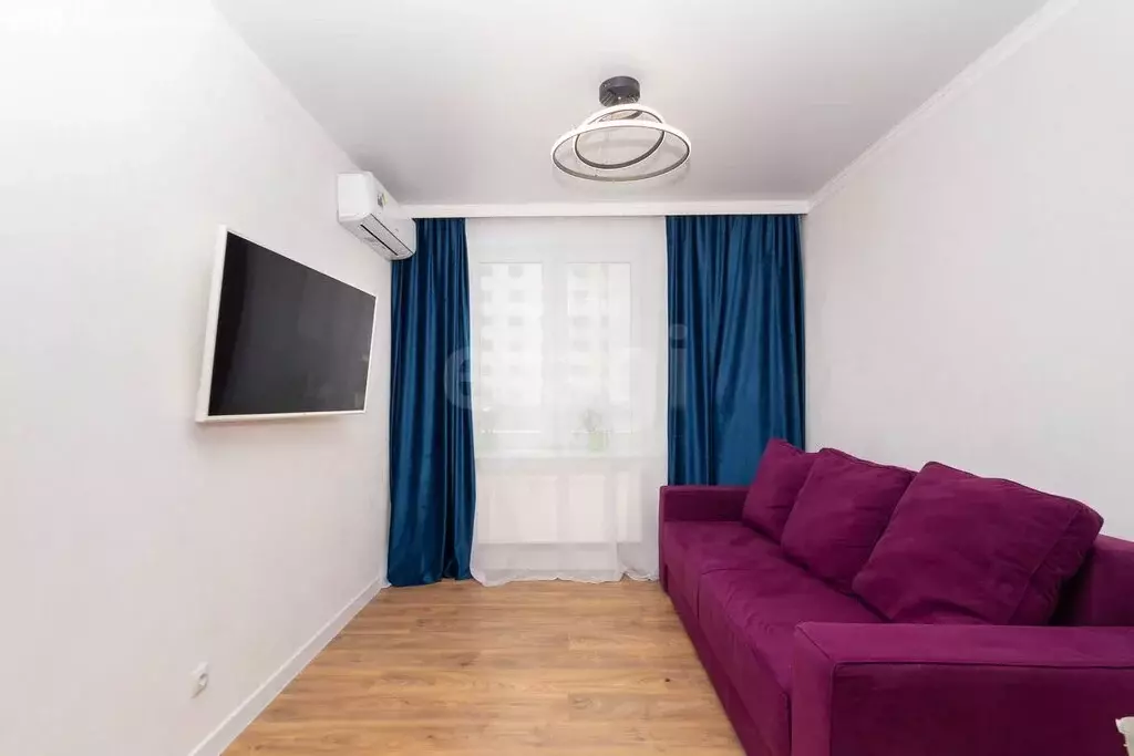 2-комнатная квартира: Тюмень, Новгородская улица, 14 (54.1 м) - Фото 2