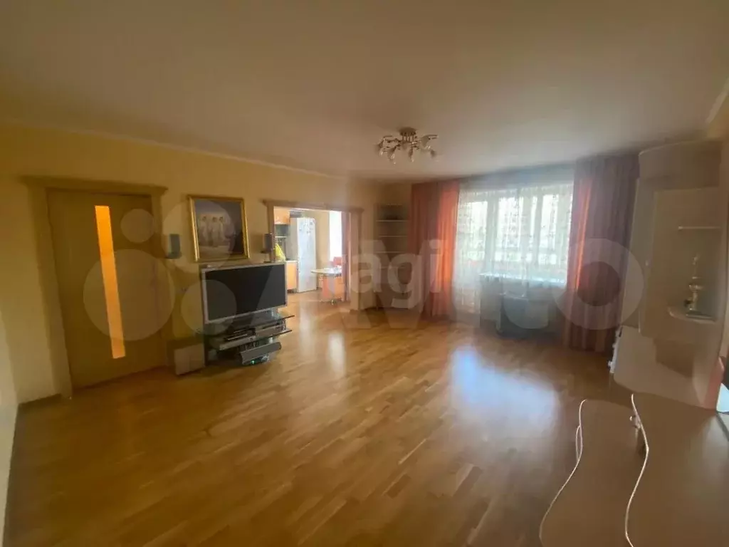 4-к. квартира, 91 м, 2/15 эт. - Фото 1