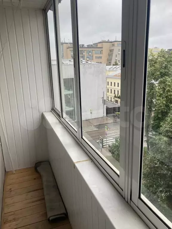 Комната 21 м в 3-к., 3/6 эт. - Фото 1