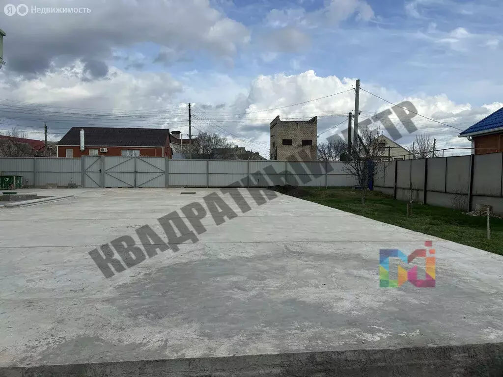 Участок в Элиста, улица Бамб Цецг (5.35 м) - Фото 0