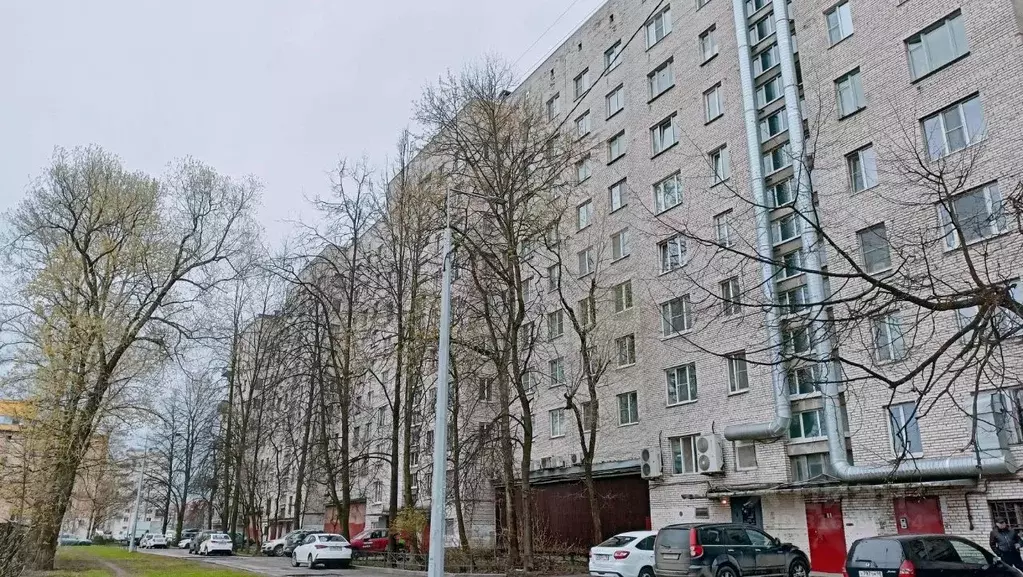 3-к кв. Санкт-Петербург просп. Ветеранов, 105 (58.8 м) - Фото 0