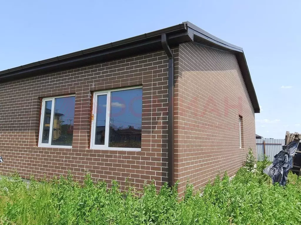 Дом в Ростовская область, Аксайский район, Грушевская ст-ца пер. ... - Фото 1