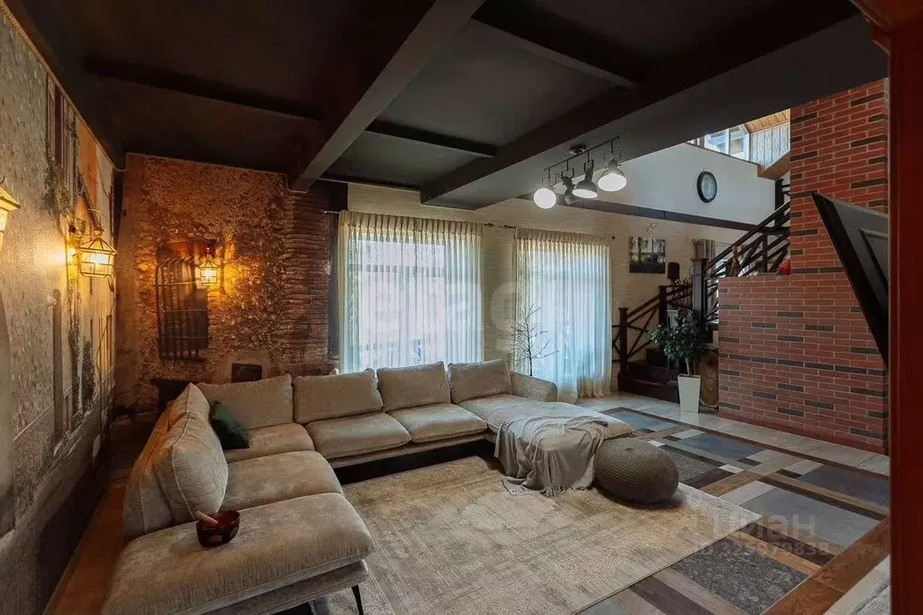 Дом в Калининградская область, Полесский муниципальный округ, пос. ... - Фото 1