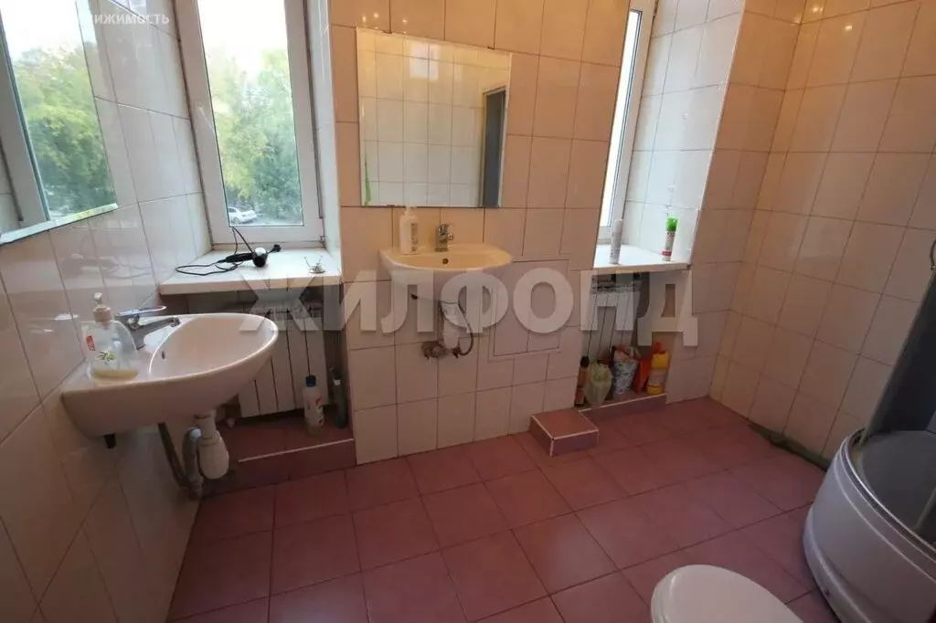 5-комнатная квартира: Новосибирск, улица Ленина, 18 (117.4 м) - Фото 1
