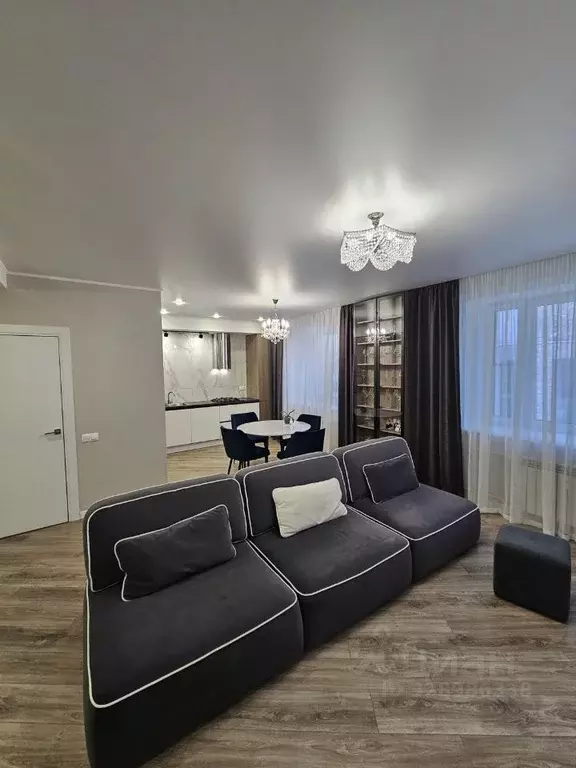 3-к кв. Татарстан, Казань ул. Сибгата Хакима, 5А (85.0 м) - Фото 2