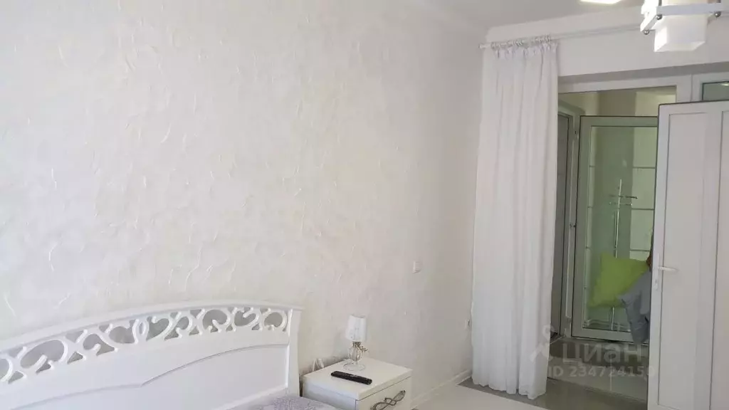 Дом в Крым, Евпатория ул. Революции, 7к1 (90 м) - Фото 1