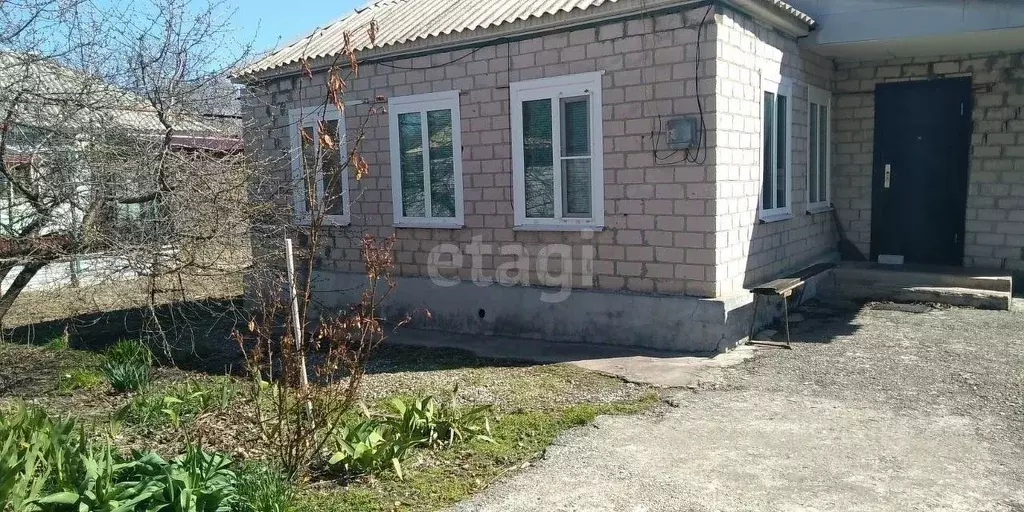 Дом в Карачаево-Черкесия, Псыж аул ул. Набережная, 28 (60 м) - Фото 0