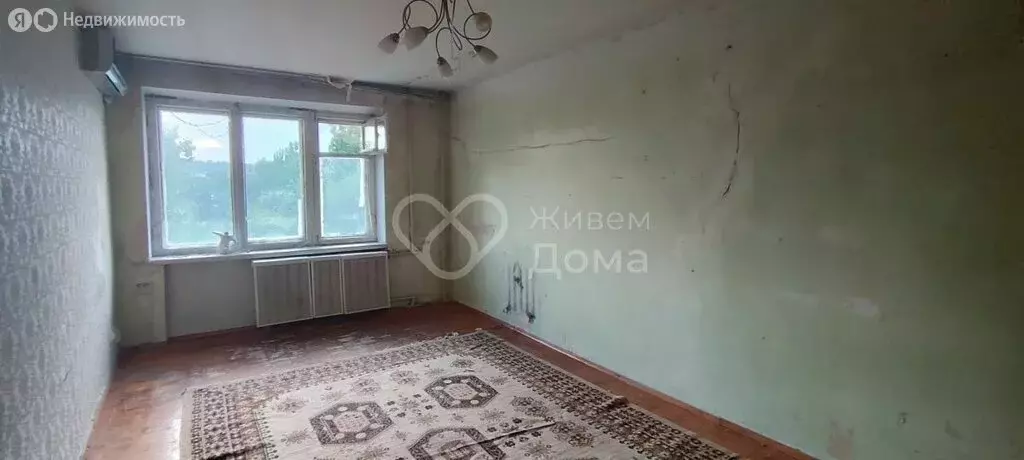 3-комнатная квартира: Волгоград, улица 64-й Армии, 73 (65 м) - Фото 1