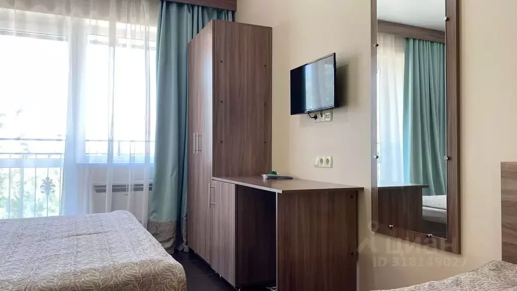 Комната Крым, Сакский район, Новофедоровка пгт ул. Лесная, 15 - Фото 1