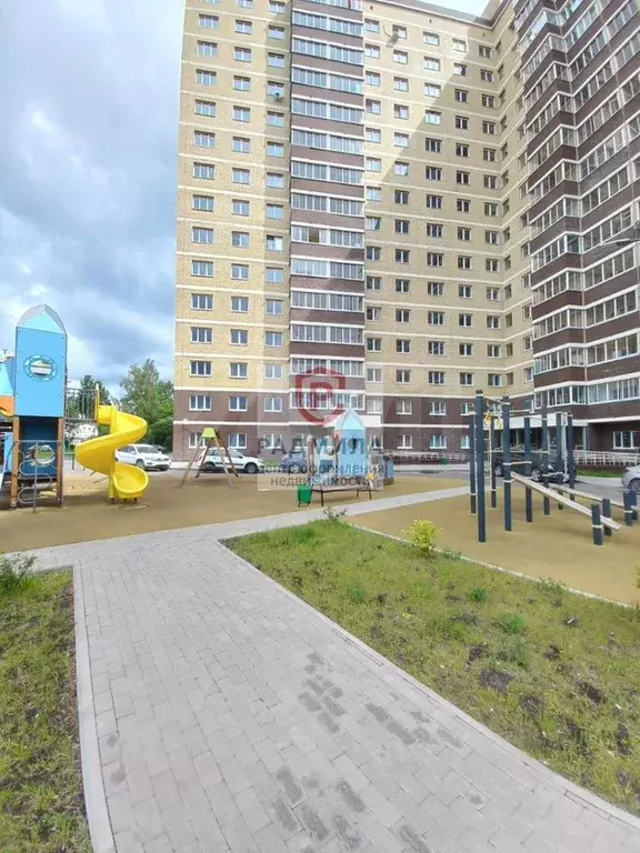 2-к. квартира, 60 м, 3/15 эт. - Фото 0