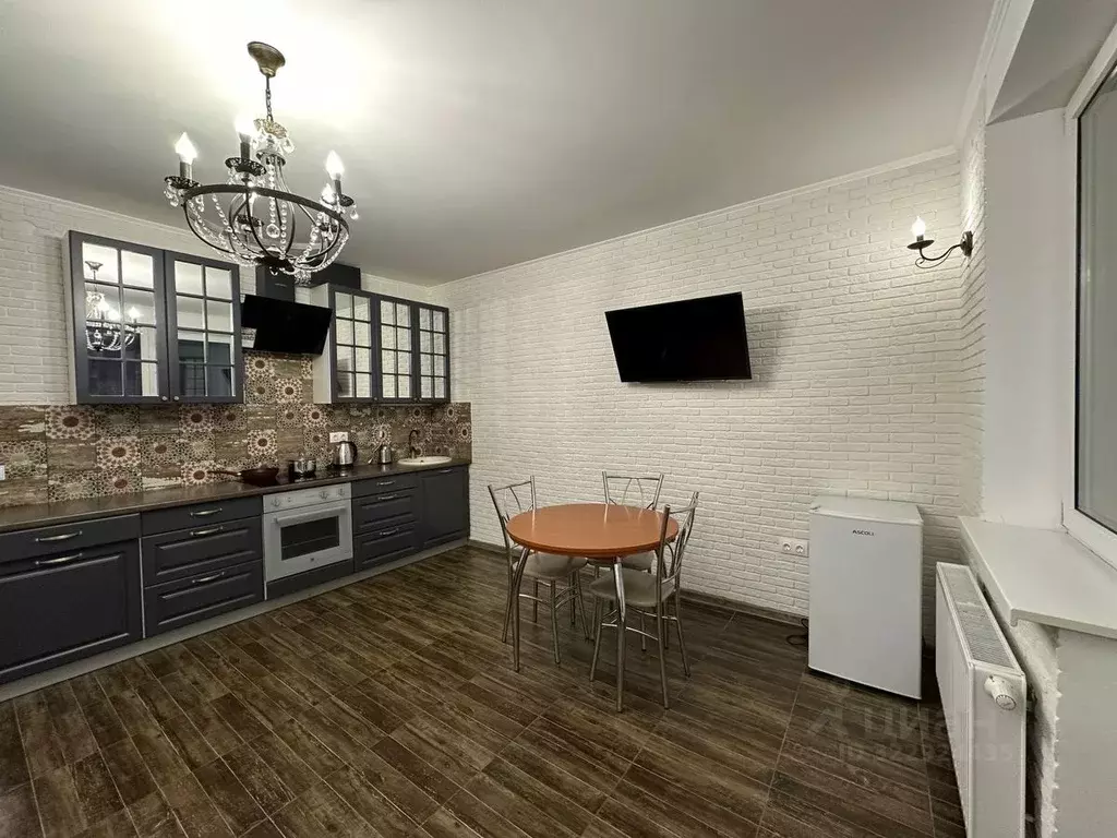 Студия Татарстан, Казань ул. Рауиса Гареева, 107 (30.0 м) - Фото 2