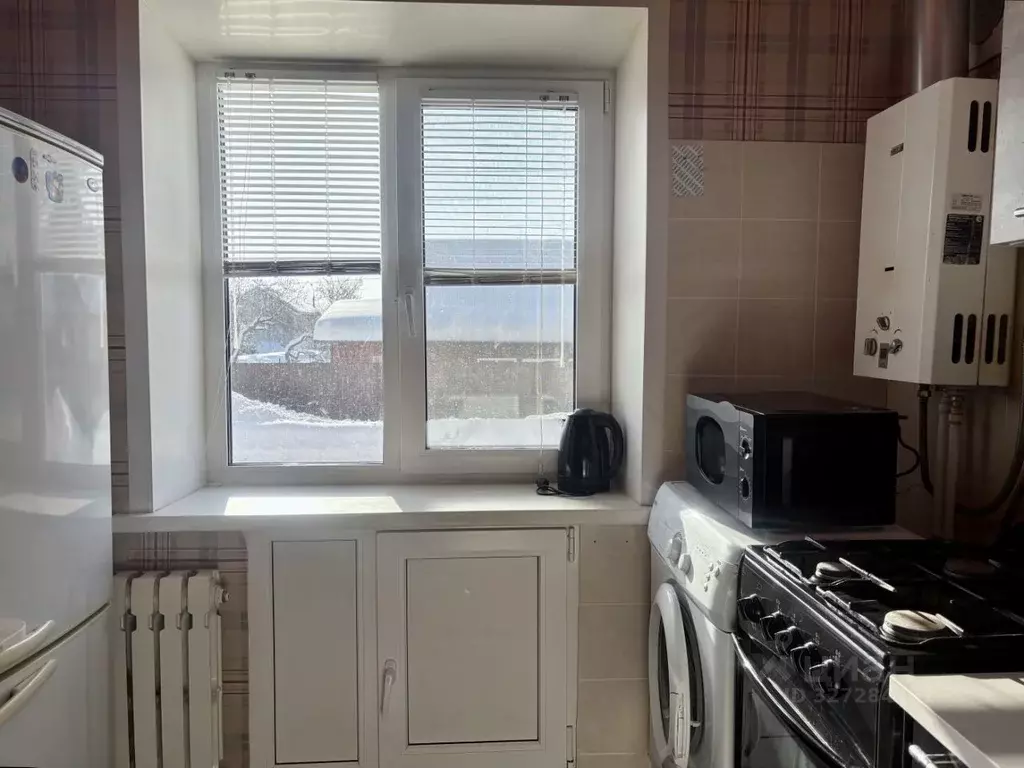 1-к кв. Тульская область, Узловая ул. Простомолотова, 2 (32.5 м) - Фото 2