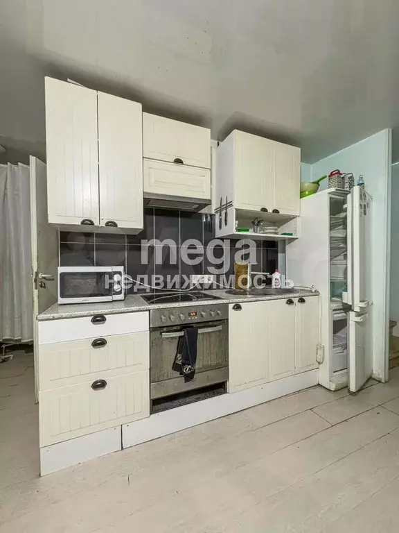 3-к. квартира, 66,8 м, 2/2 эт. - Фото 0