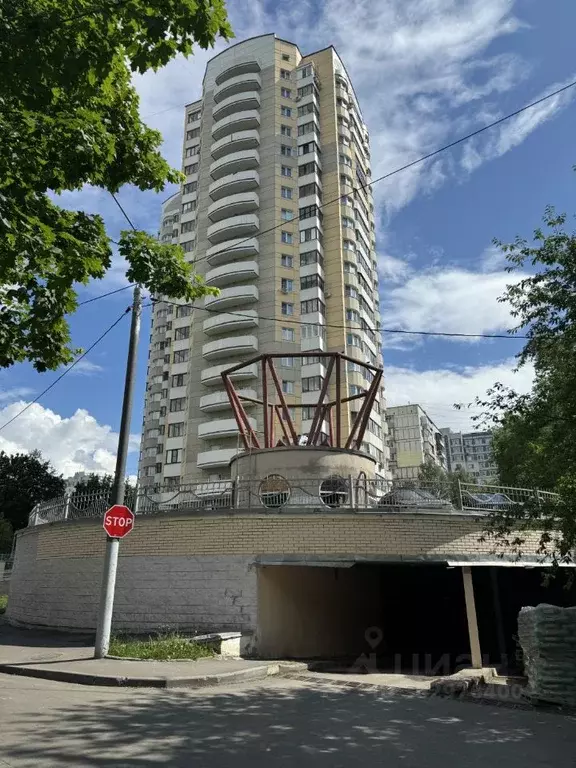 Гараж в Москва Новгородская ул., 5к1 (15 м) - Фото 1