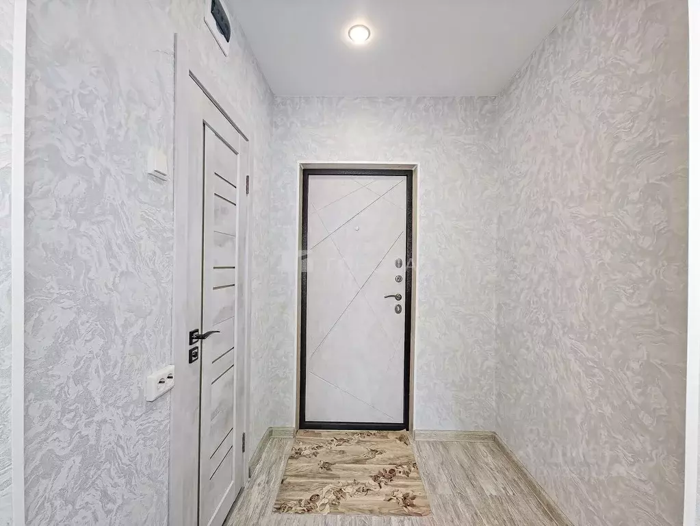 Студия Новосибирская область, Новосибирск ул. Плющихинская, 9 (33.4 м) - Фото 1