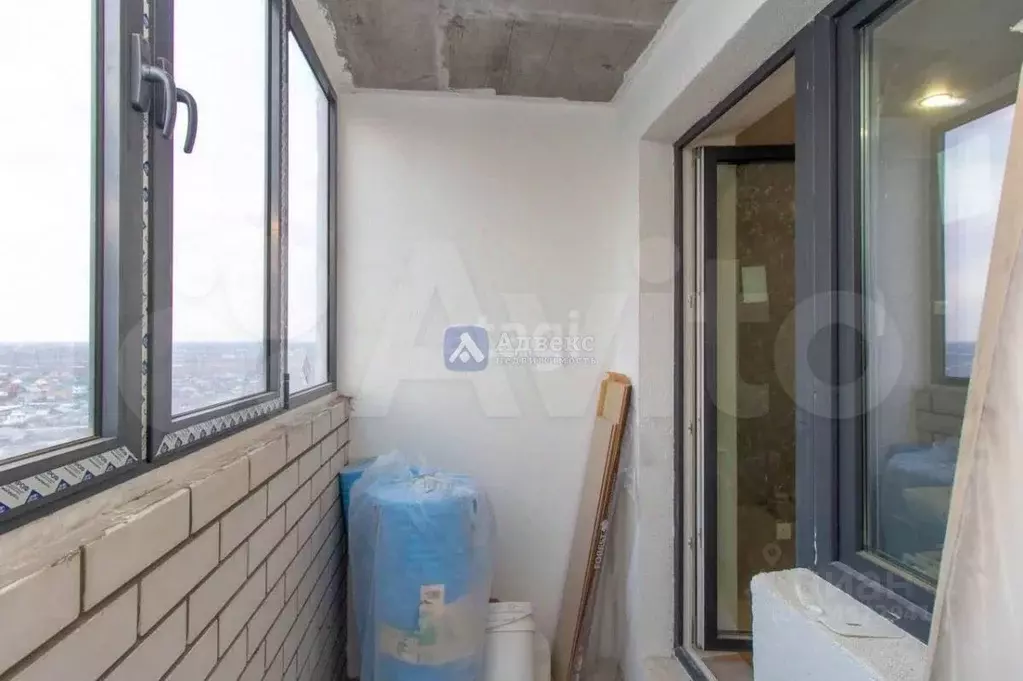 2-к кв. Тюменская область, Тюмень ул. Тальниковая, 1 (52.0 м) - Фото 2