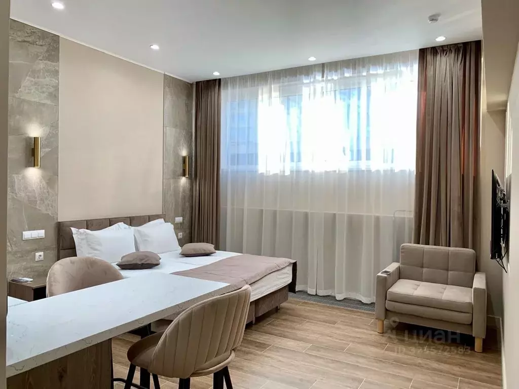 Студия Краснодарский край, Сочи Центральный мкр, ул. Навагинская, 11А ... - Фото 1